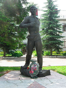 Памятник Герою Советского Союза Александру Мироненко, г. Витебск